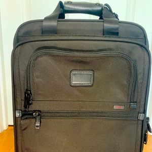 Tumi International Overnight briefcase